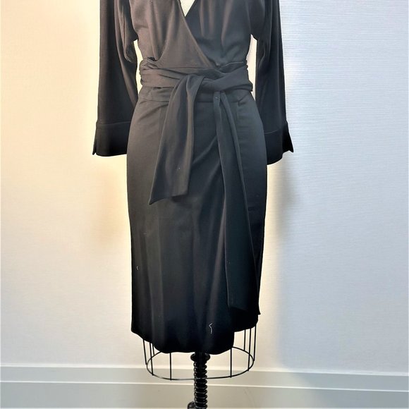 ORIGINAL DIANE VON FUSTENBERG VINTAGE WRAP DRESS, SIZE 12 - Picture 3 of 4